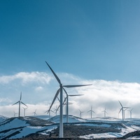 100 участников ищут будущее для 10 индустрий